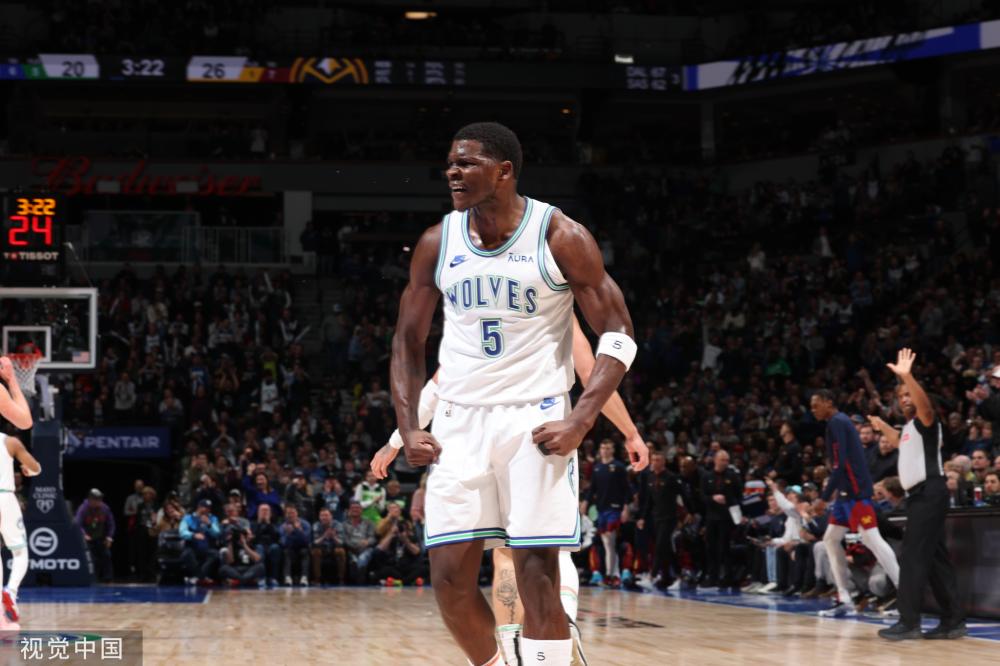 与吉隆的对 与吉隆的对